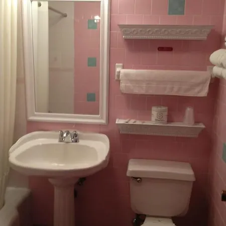 Moonlite Motel Niagara Falls Room photo
