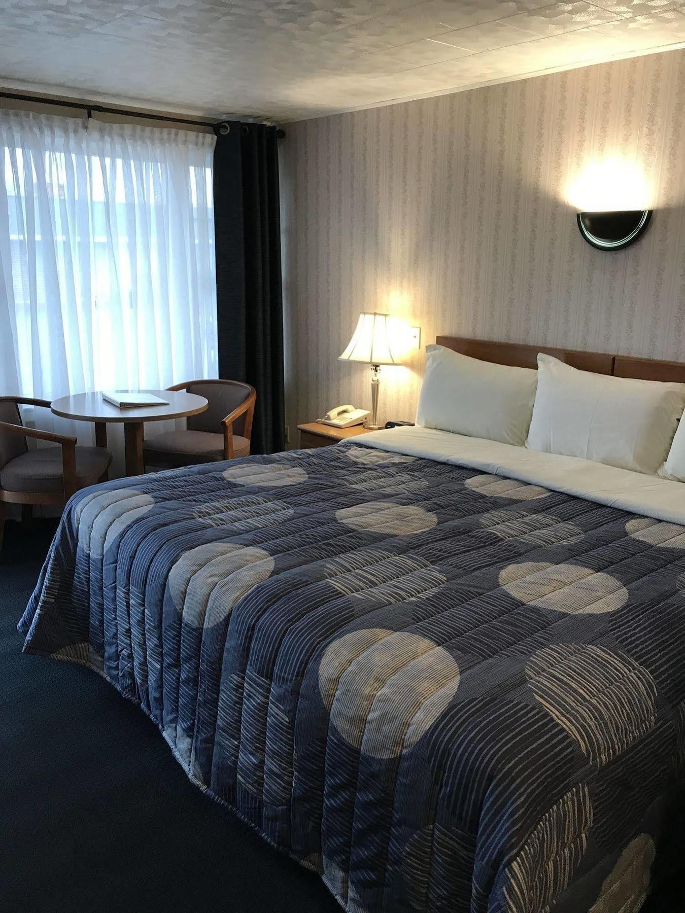 Motel Moonlite